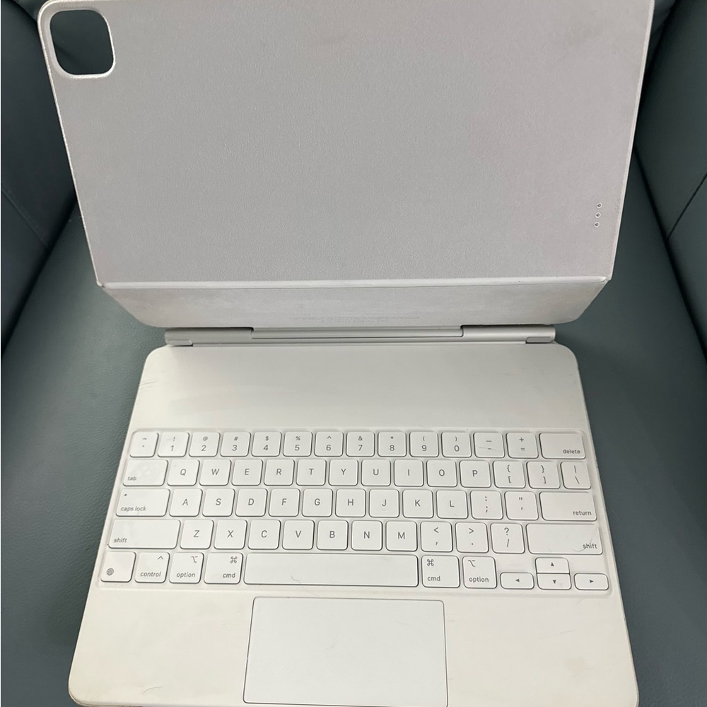 Apple Magic Keyboard